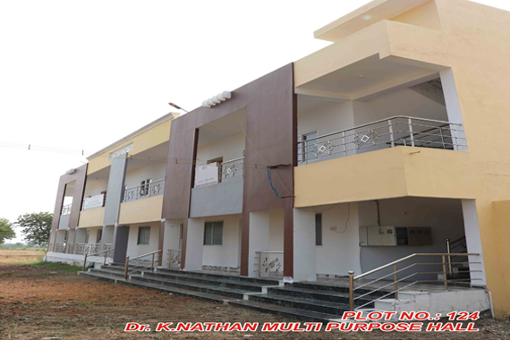 individual 4bhk house with compound wall